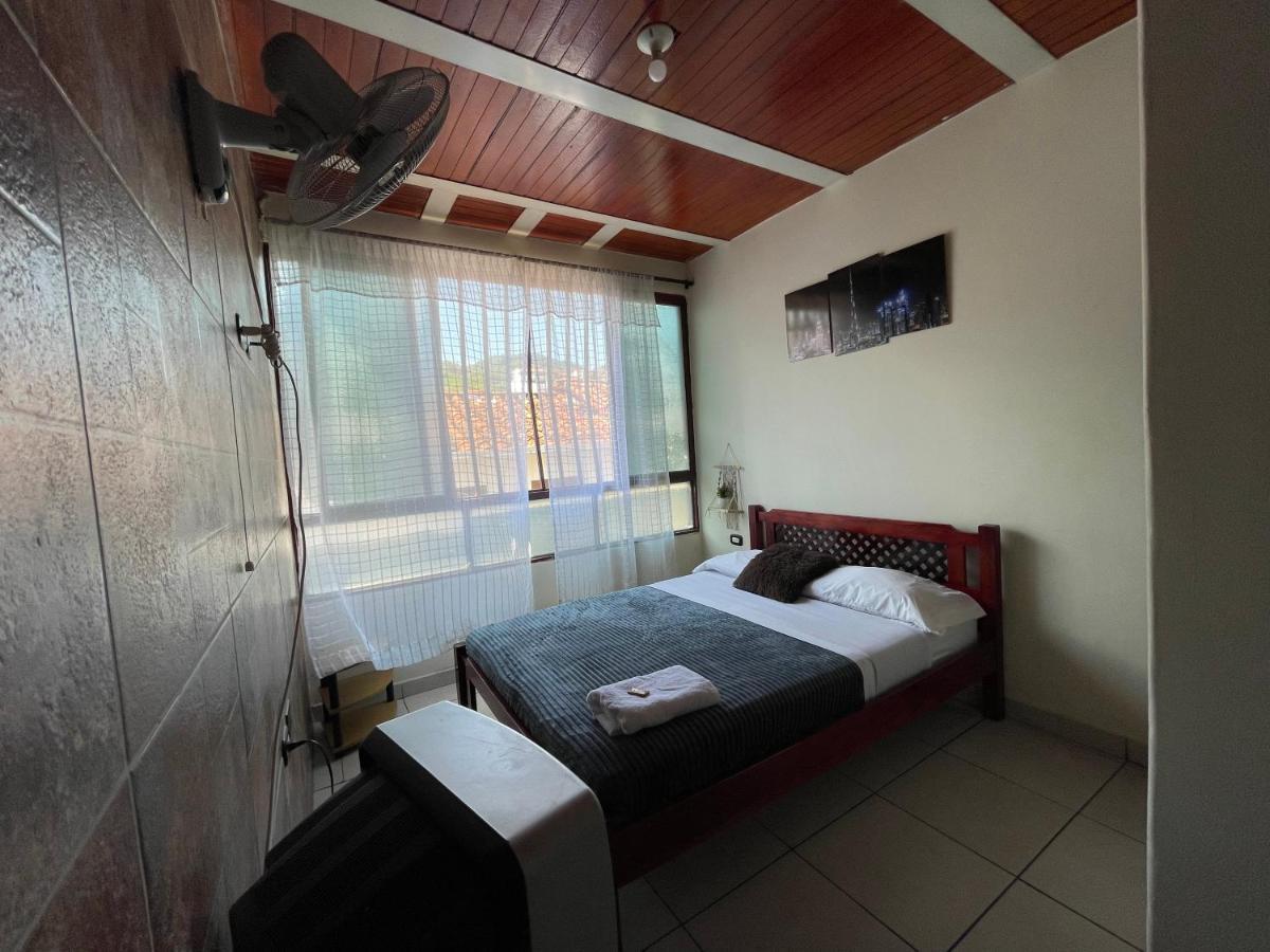 Otono Hostel San Gil Esterno foto