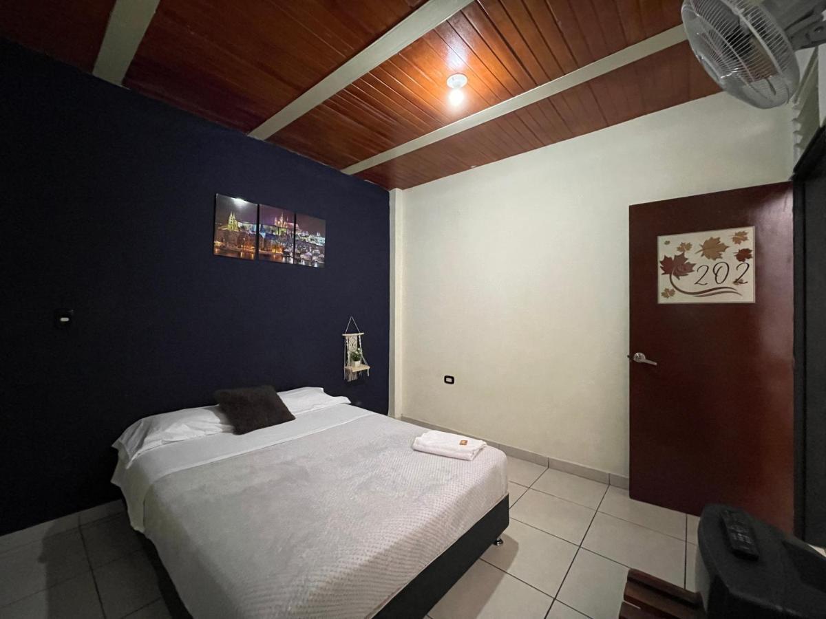 Otono Hostel San Gil Esterno foto