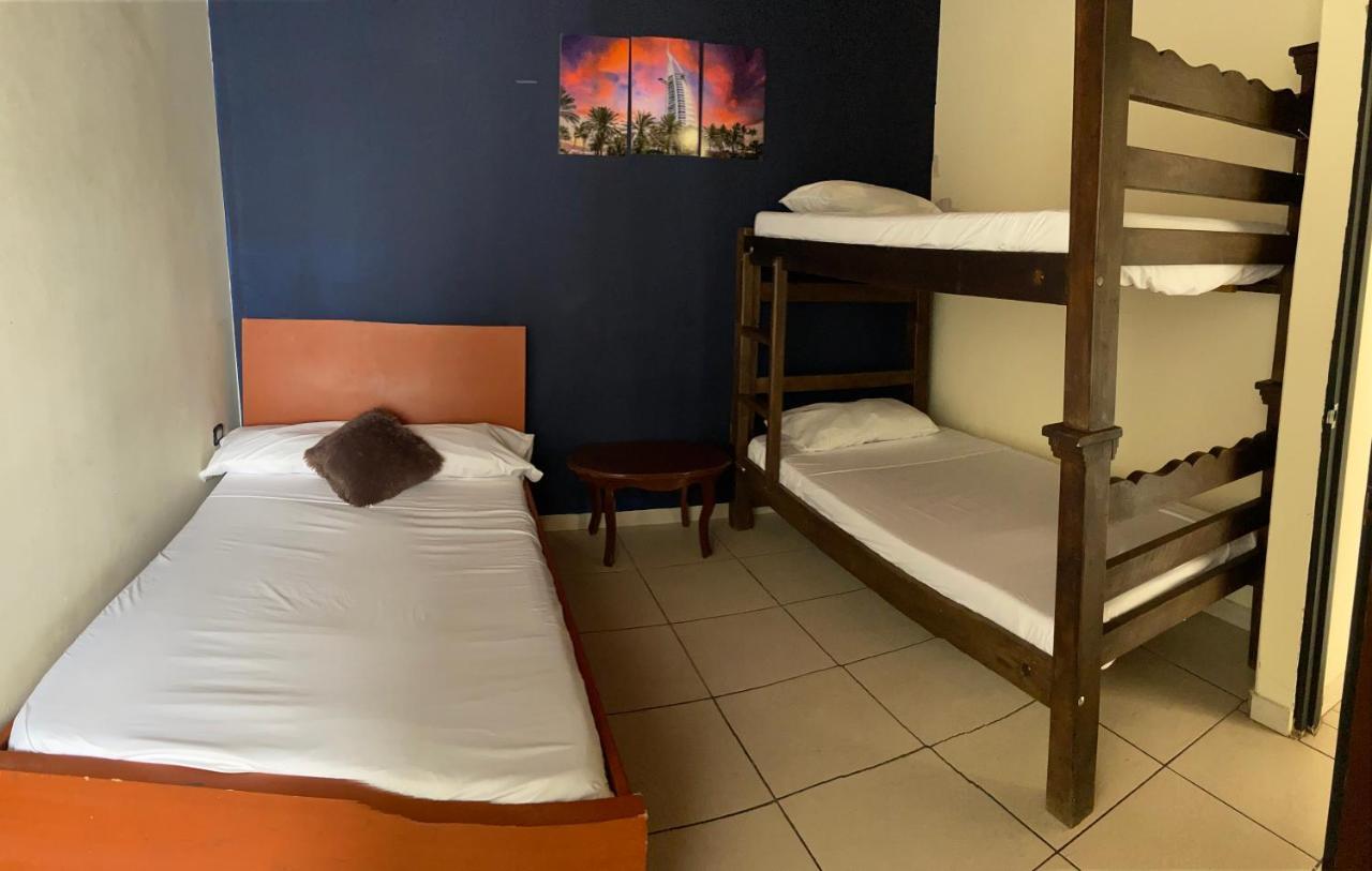 Otono Hostel San Gil Esterno foto